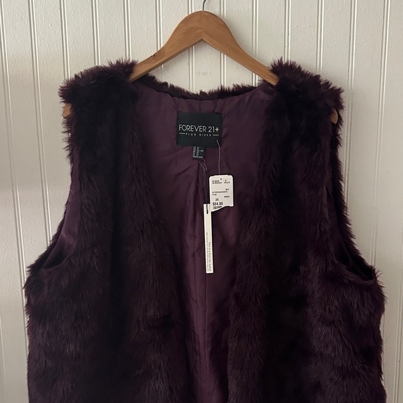 New! Forever 21 Deep Purple Faux Fur Vest sz 2X - Picture 4 of 9